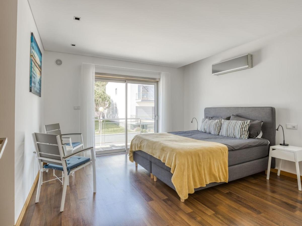 Modern Holiday Home In Salir Do Porto With Swimming Pool Salir de Porto Екстериор снимка